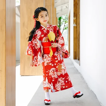 Детское традиционное кимоно в японском стиле Темно-красного цвета с милым принтом кролика, платье для выступлений для девочек, Костюм для Косплея на Хэллоуин